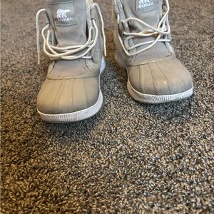 Sorel Light Gray Boots